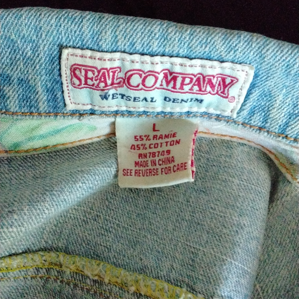 Seal Company (Wetseal denim) distressed Jean jacket - Picture 3 of 4